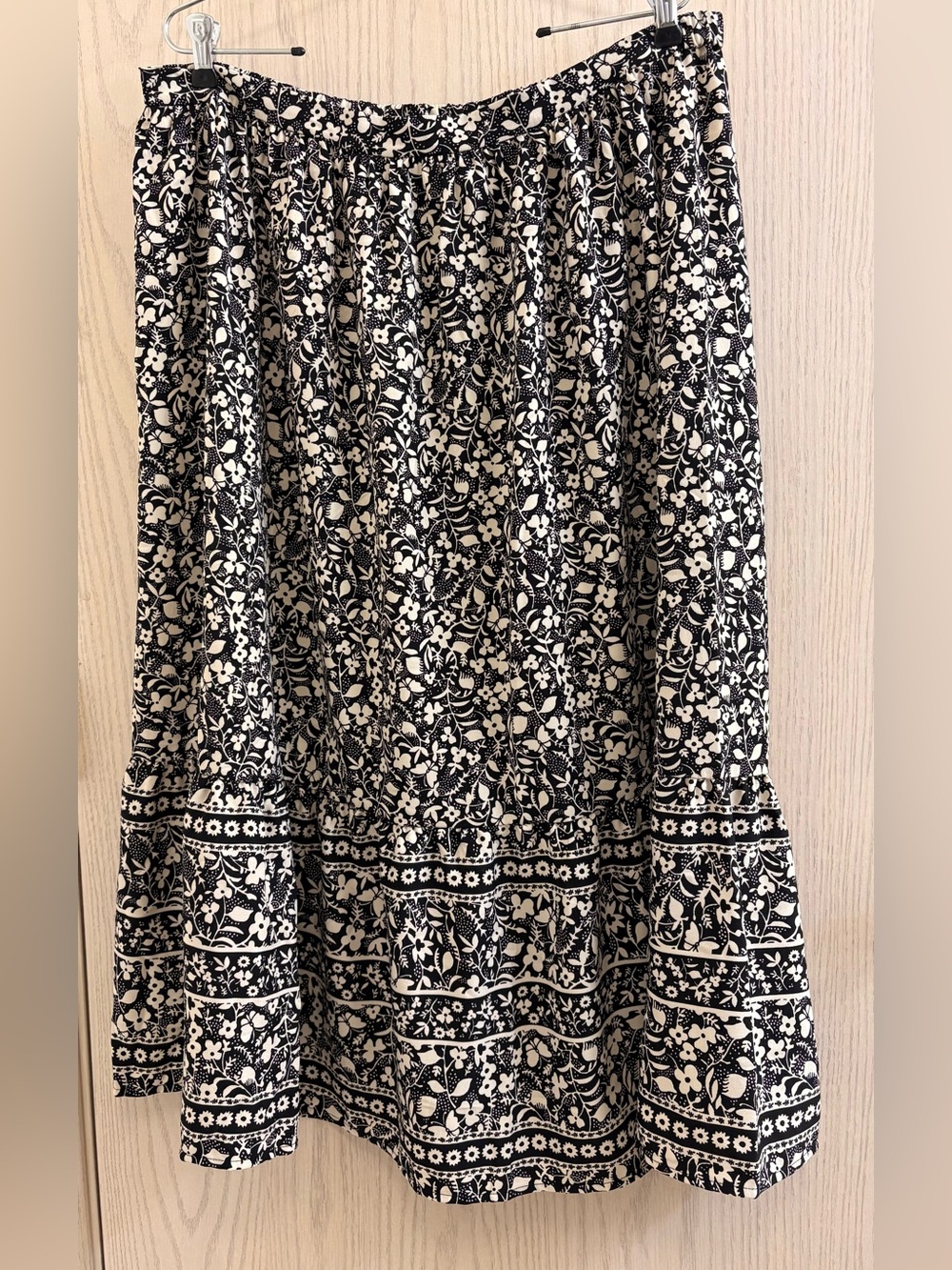 Old Navy Anna Sui Black and White Floral Midi Skirt